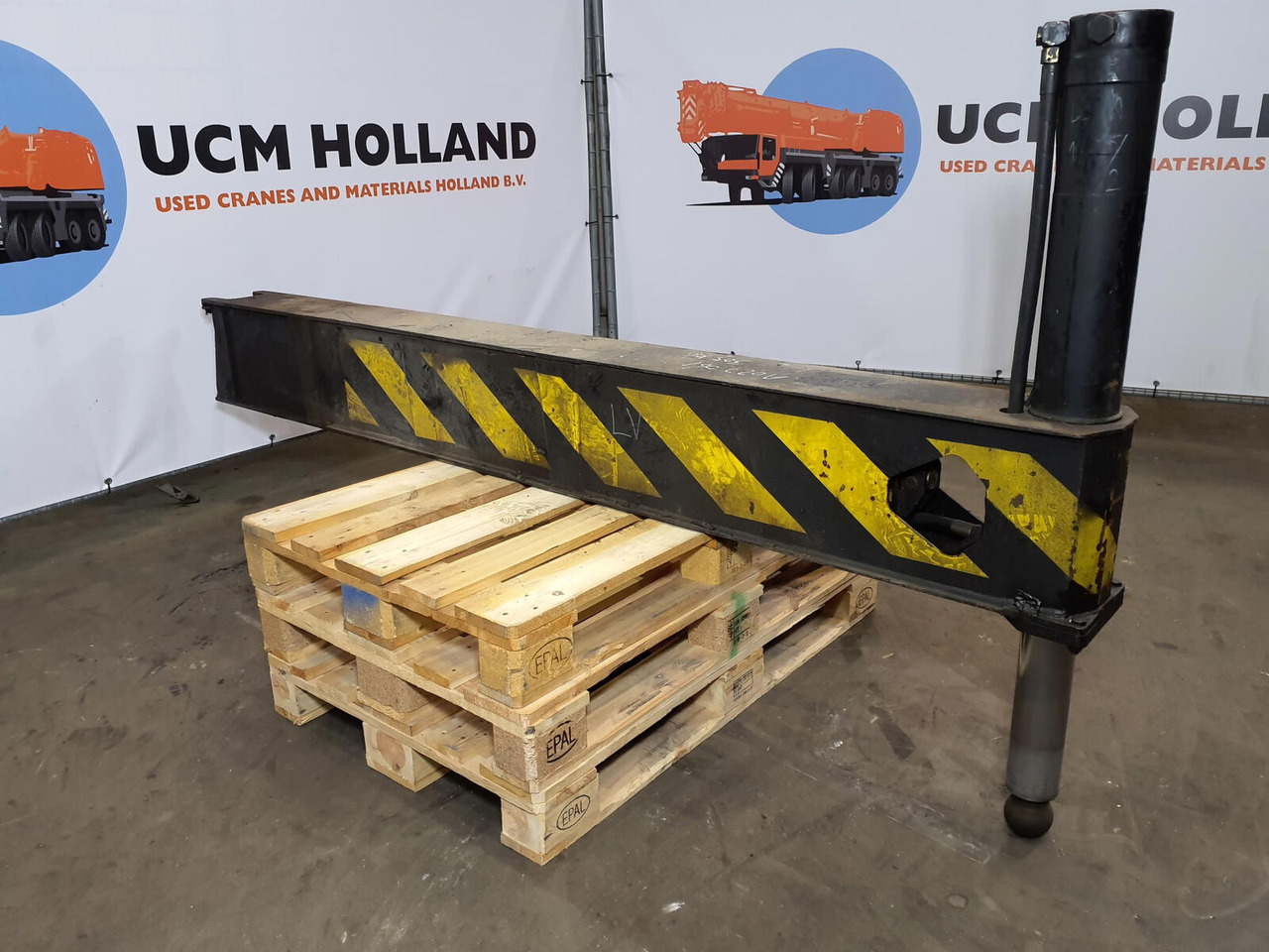 Liebherr LTM 1035/2 sliding beam complete - تعليق - موبايل كرين: صورة 1 Liebherr LTM 1035/2 sliding beam complete - تعليق - موبايل كرين: صورة 1