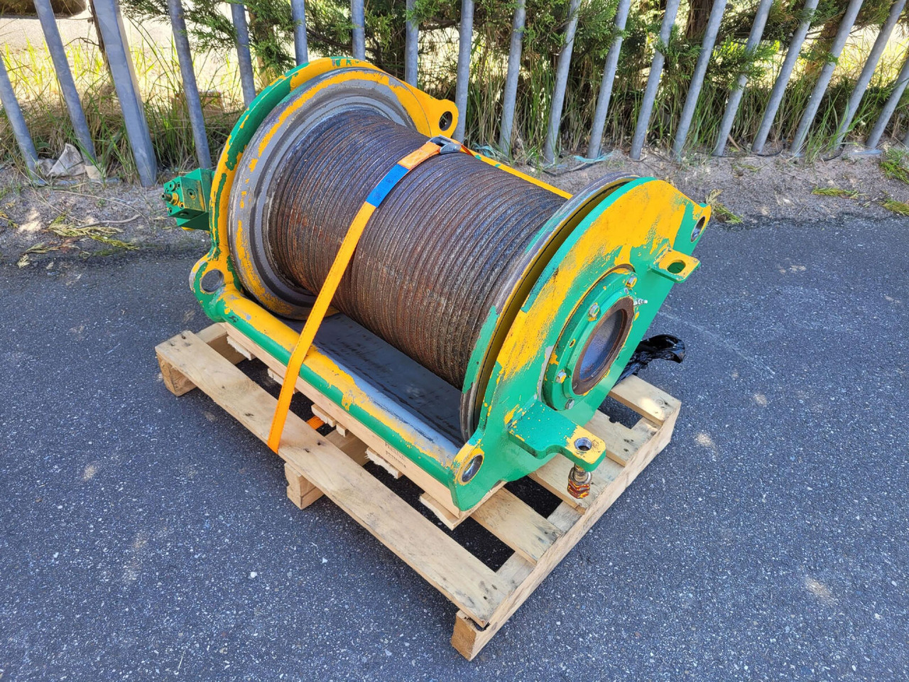 Liebherr LTM 1040-2.1 winch - ونش لإنقاذ السيارات - موبايل كرين: صورة 4 Liebherr LTM 1040-2.1 winch - ونش لإنقاذ السيارات - موبايل كرين: صورة 4