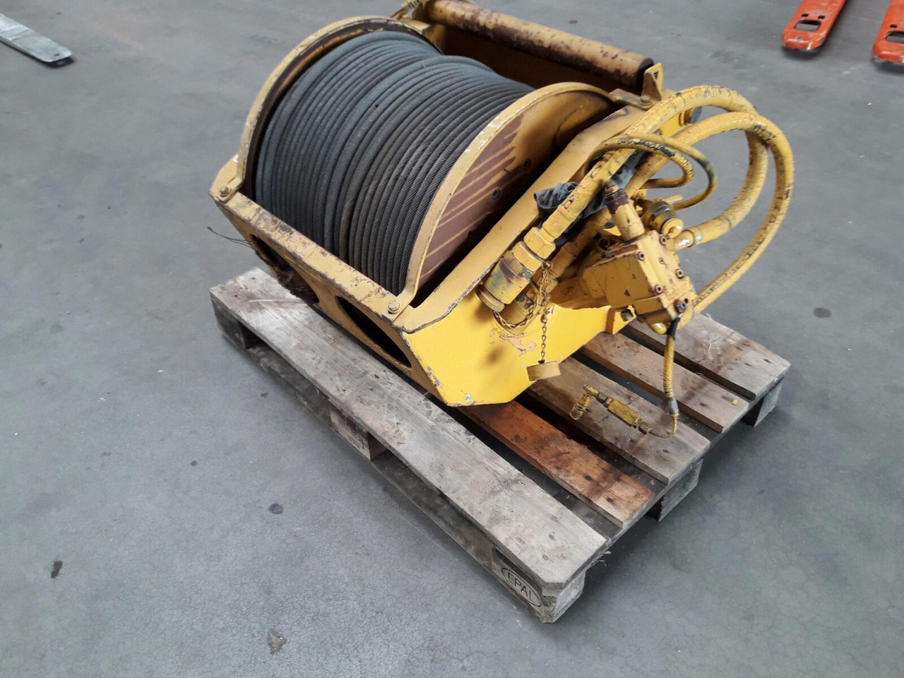 Liebherr LTM 1050/1 Auxiliary hoisting gear - ونش لإنقاذ السيارات - موبايل كرين: صورة 5 Liebherr LTM 1050/1 Auxiliary hoisting gear - ونش لإنقاذ السيارات - موبايل كرين: صورة 5