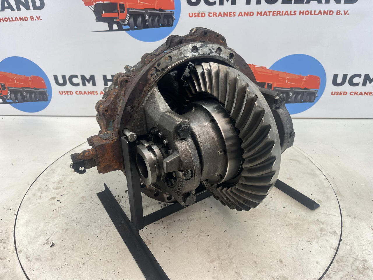 Liebherr LTM 1070 mid differential 13x35 axle 2 - صندوق التروس التفاضلية - موبايل كرين: صورة 1 Liebherr LTM 1070 mid differential 13x35 axle 2 - صندوق التروس التفاضلية - موبايل كرين: صورة 1