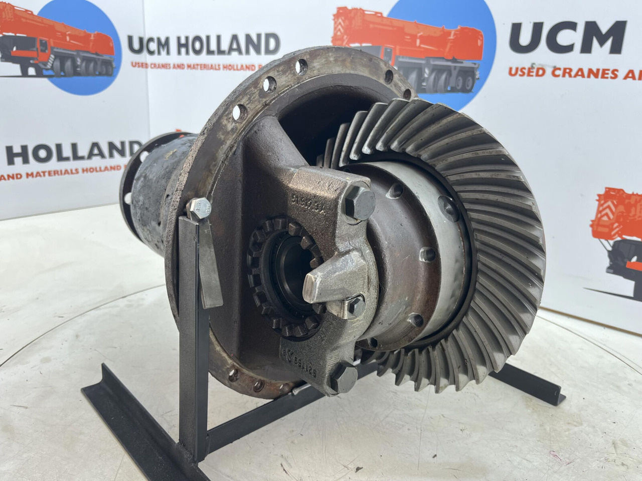 Liebherr LTM 1090 end differential 17x36 axle 5 - صندوق التروس التفاضلية - موبايل كرين: صورة 1 Liebherr LTM 1090 end differential 17x36 axle 5 - صندوق التروس التفاضلية - موبايل كرين: صورة 1