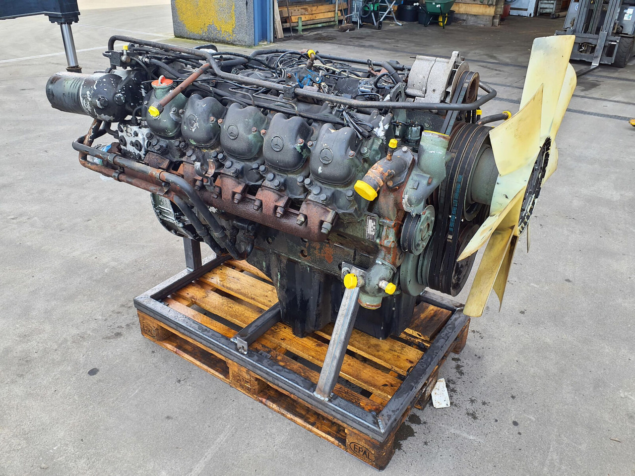 Mercedes-Benz LTM 1060 engine Mercedes-Benz OM 423 - محرك - موبايل كرين: صورة 2 Mercedes-Benz LTM 1060 engine Mercedes-Benz OM 423 - محرك - موبايل كرين: صورة 2