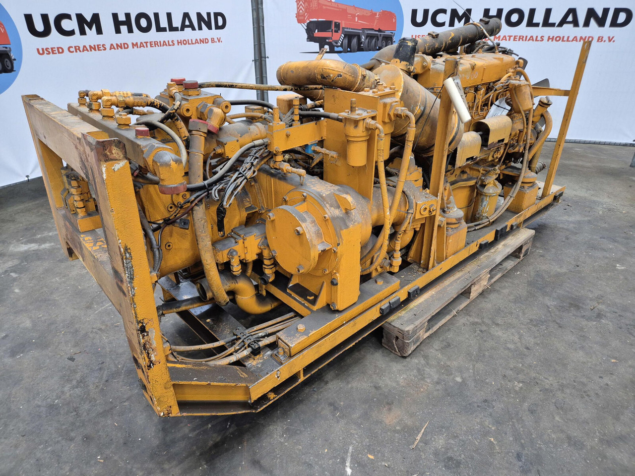Mercedes-Benz LTM 1060 upper engine Mercedes OM 352 - محرك - موبايل كرين: صورة 1 Mercedes-Benz LTM 1060 upper engine Mercedes OM 352 - محرك - موبايل كرين: صورة 1