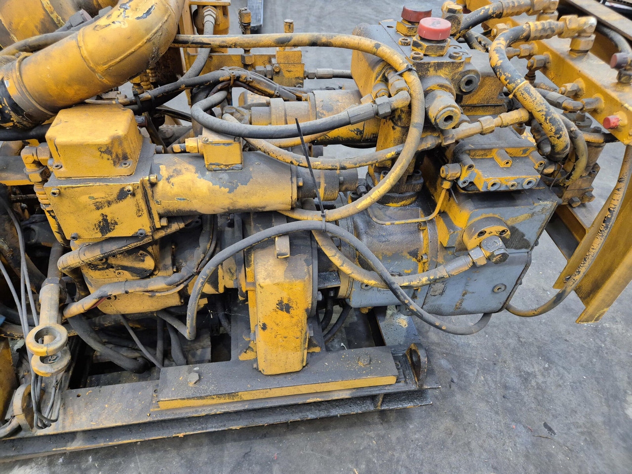 Mercedes-Benz LTM 1060 upper engine Mercedes OM 352 - محرك - موبايل كرين: صورة 5 Mercedes-Benz LTM 1060 upper engine Mercedes OM 352 - محرك - موبايل كرين: صورة 5