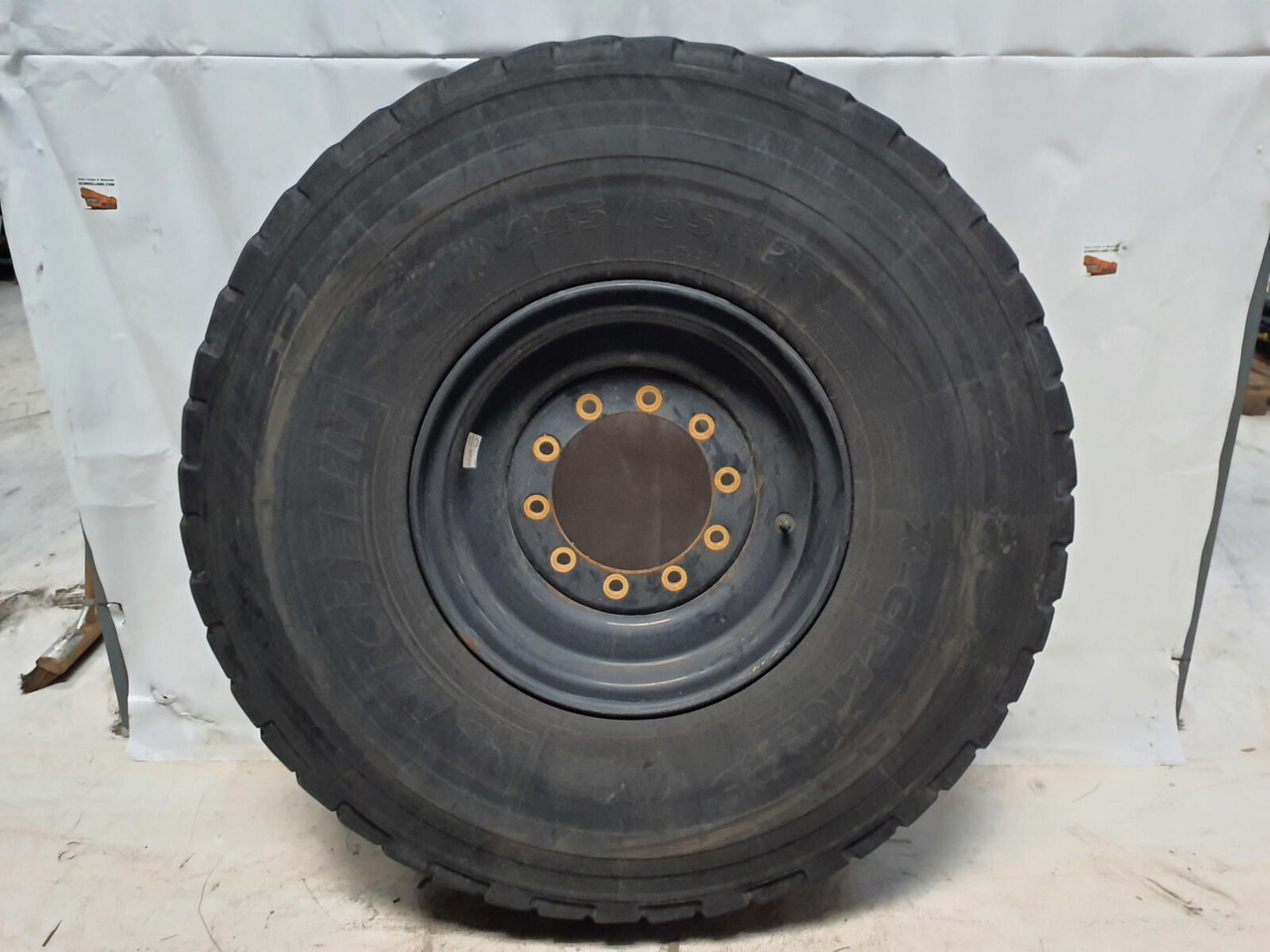 Michelin Wheel 445/95R25 10 12 1p - عجلات - رافعة: صورة 1 Michelin Wheel 445/95R25 10 12 1p - عجلات - رافعة: صورة 1