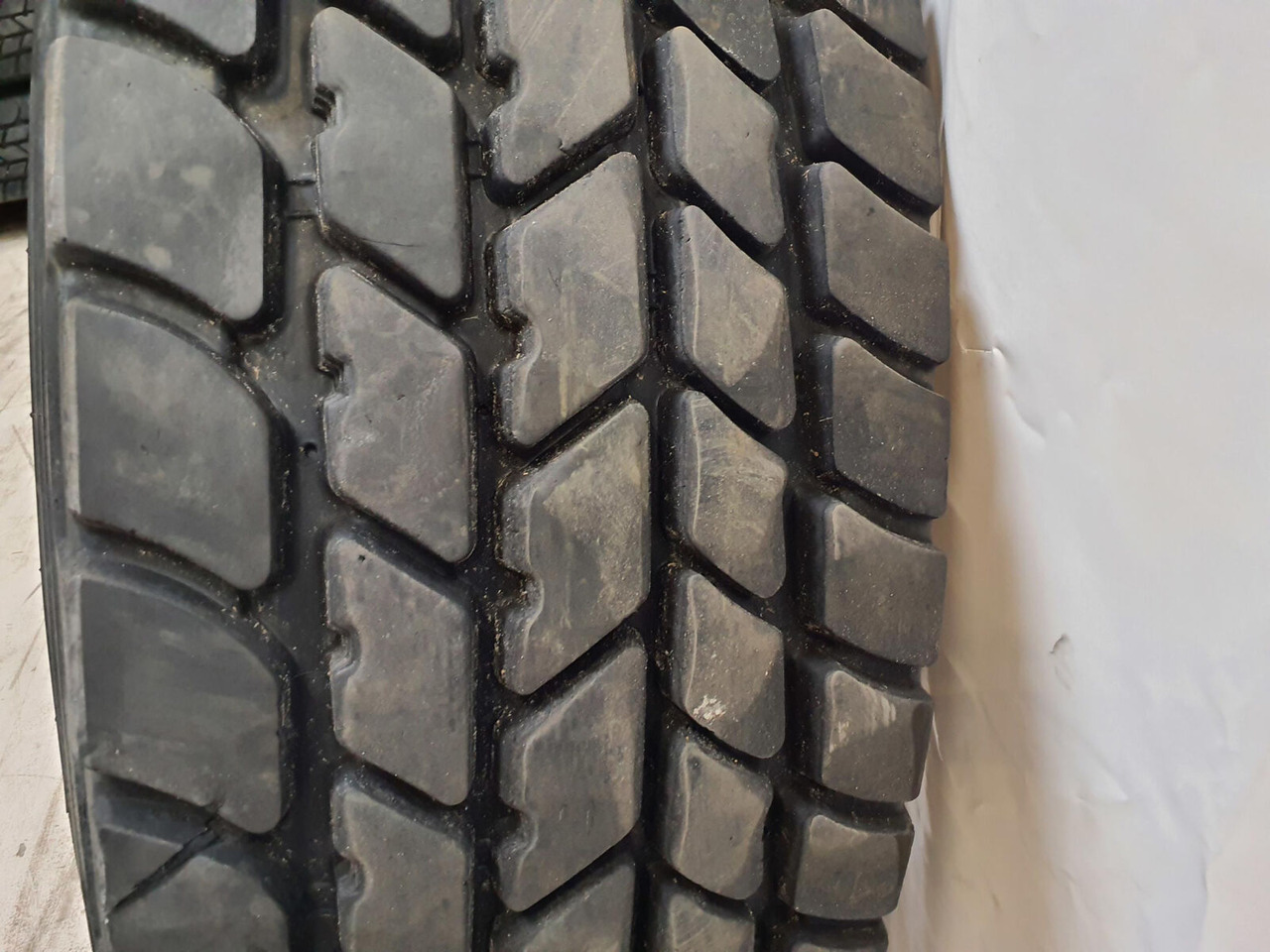Michelin Wheel 445/95R25 10 12 1p - عجلات - رافعة: صورة 4 Michelin Wheel 445/95R25 10 12 1p - عجلات - رافعة: صورة 4