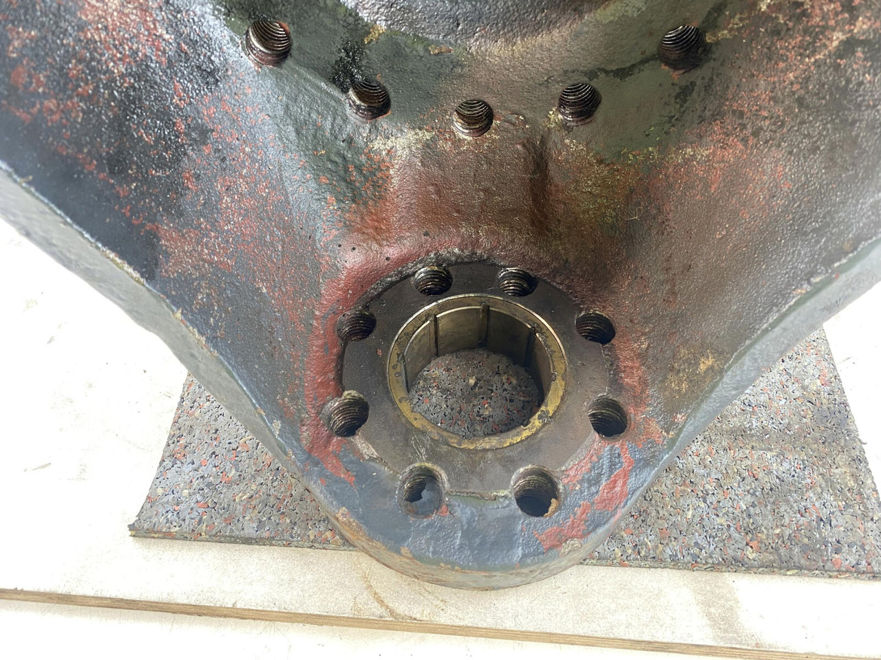 مفصل التوجيه - موبايل كرين PPM 250 ATT Steering knuckle 16 holes axle 1: صورة 8