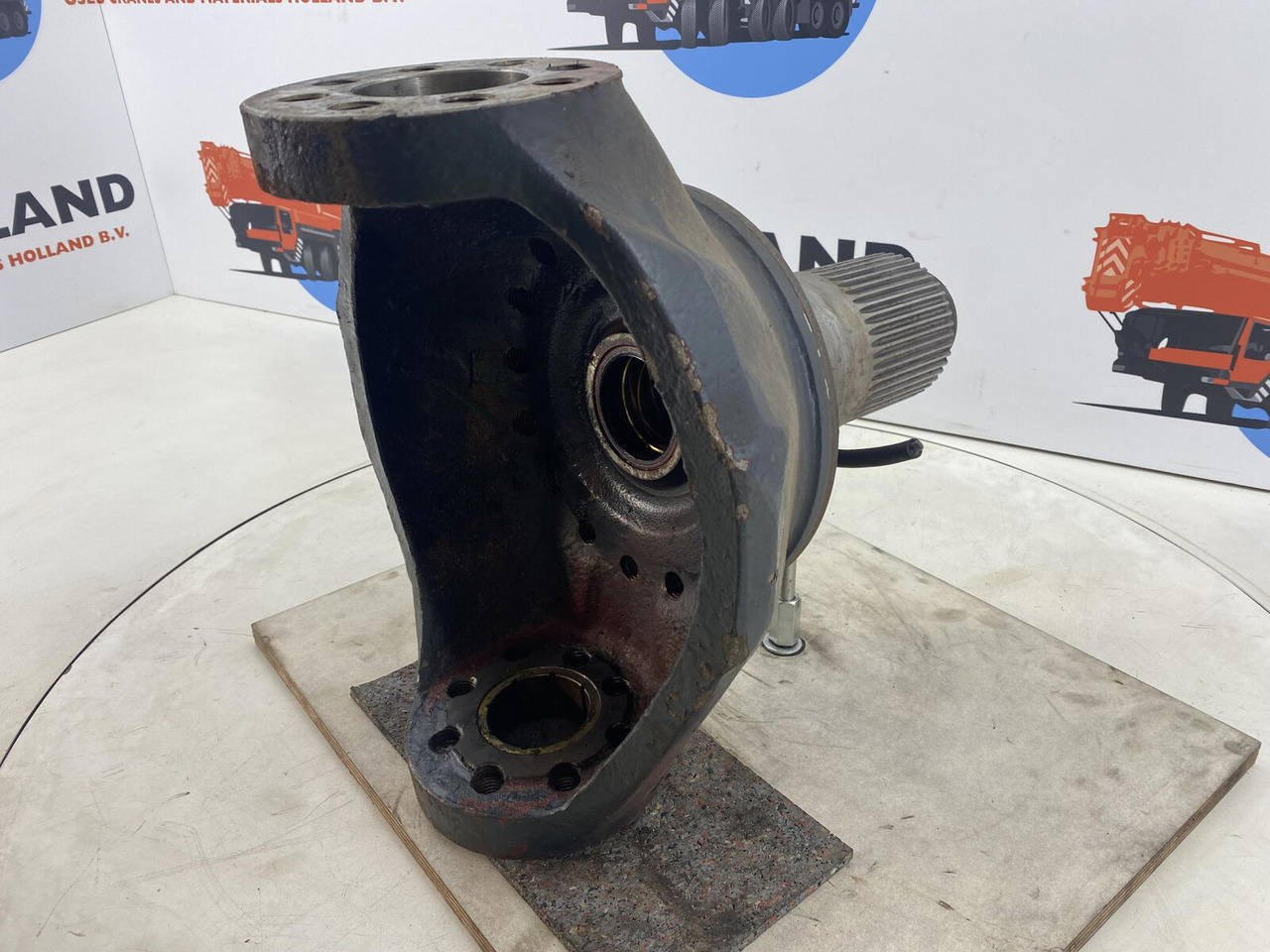 مفصل التوجيه - موبايل كرين PPM 250 ATT Steering knuckle 16 holes axle 1: صورة 6
