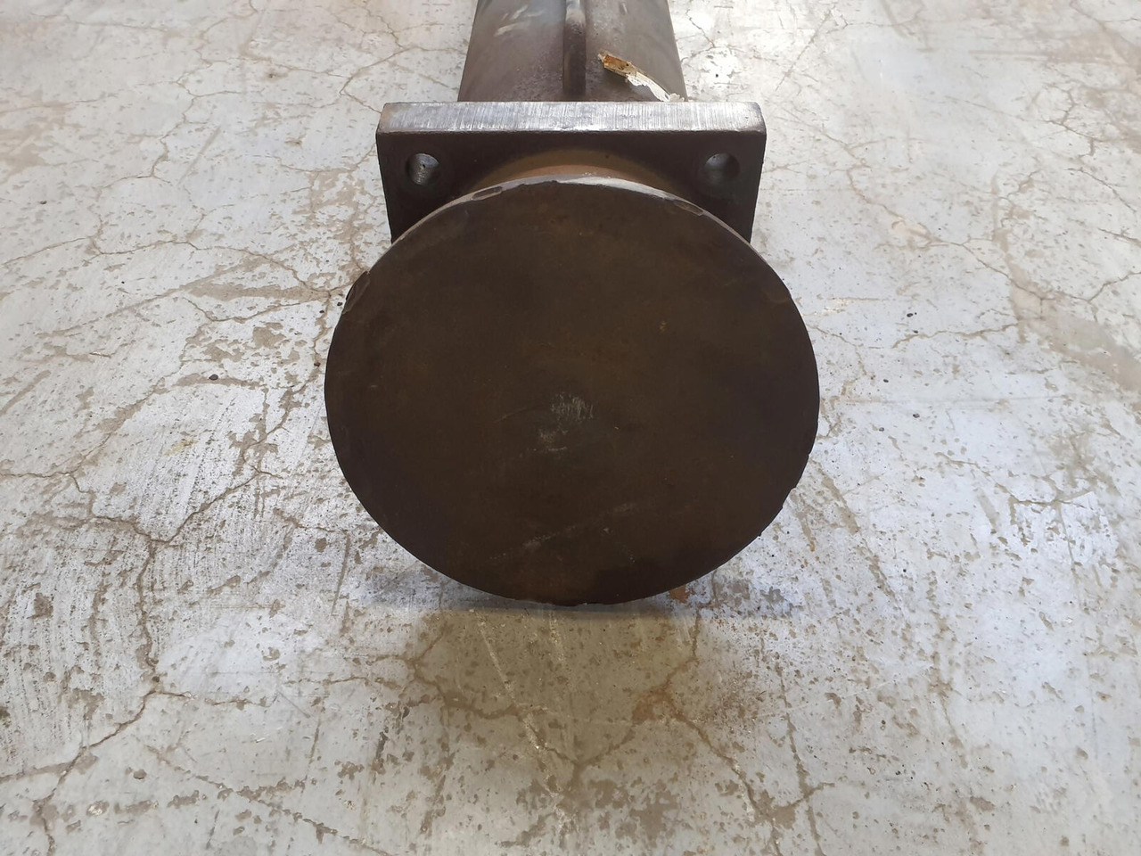 Spierings SK 598 Outrigger cylinder - اسطوانة هيدروليكية - رافعة جسرية: صورة 5 Spierings SK 598 Outrigger cylinder - اسطوانة هيدروليكية - رافعة جسرية: صورة 5
