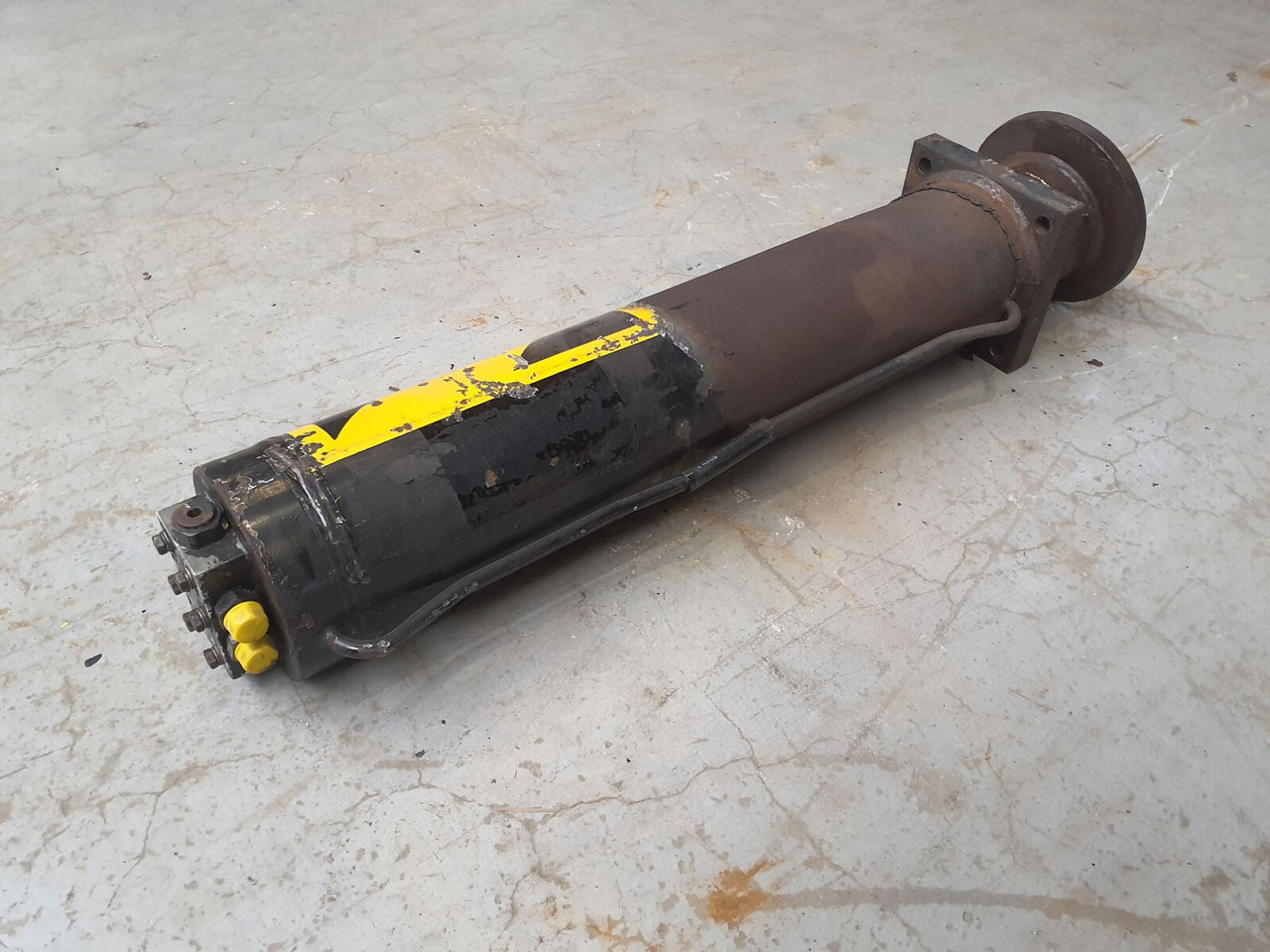 Spierings SK 598 Outrigger cylinder - اسطوانة هيدروليكية - موبايل كرين: صورة 4 Spierings SK 598 Outrigger cylinder - اسطوانة هيدروليكية - موبايل كرين: صورة 4