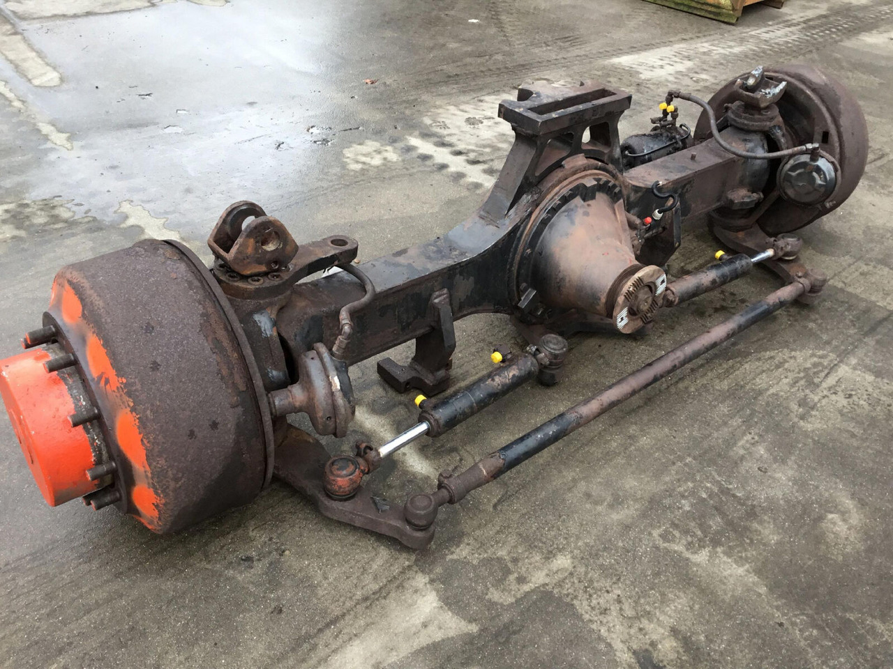 Terex AC 100 axle 2 - المحور و قطع الغيار - موبايل كرين: صورة 4 Terex AC 100 axle 2 - المحور و قطع الغيار - موبايل كرين: صورة 4