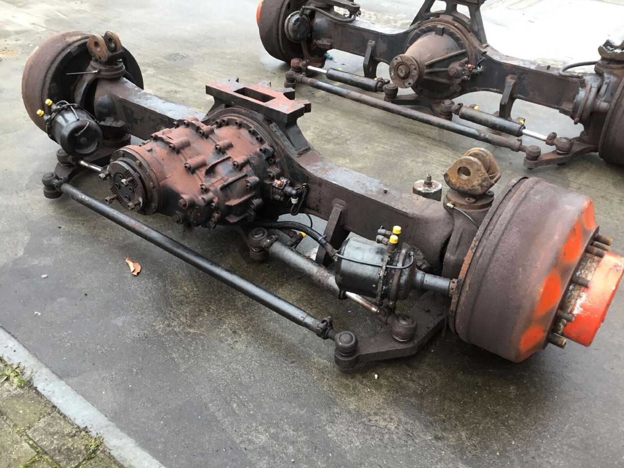 Terex AC 100 axle 4 - المحور و قطع الغيار - موبايل كرين: صورة 3 Terex AC 100 axle 4 - المحور و قطع الغيار - موبايل كرين: صورة 3