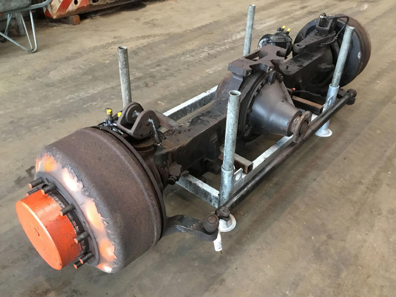 Terex AC 100 axle 5 - المحور و قطع الغيار - موبايل كرين: صورة 2 Terex AC 100 axle 5 - المحور و قطع الغيار - موبايل كرين: صورة 2