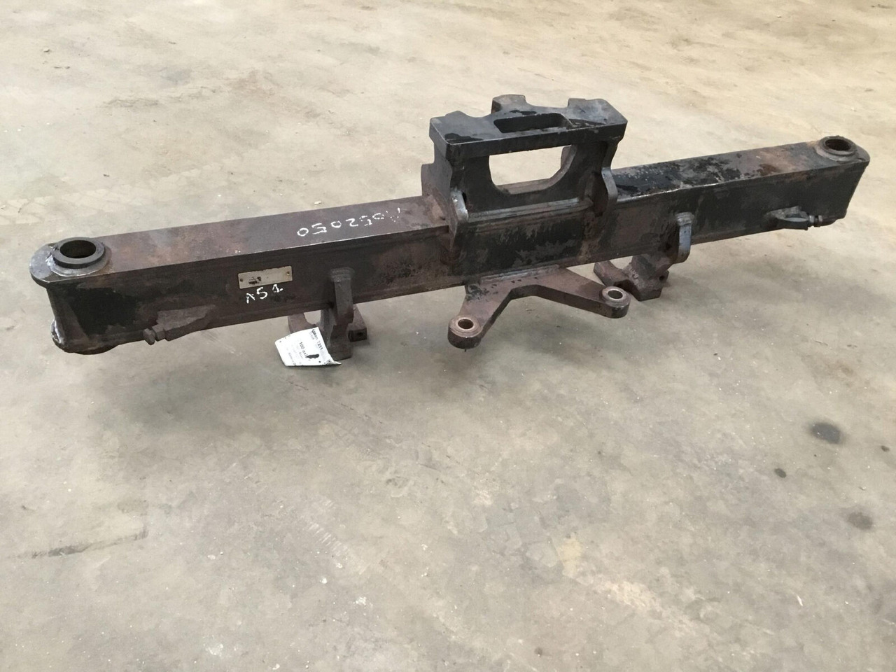 Terex AC 100 axle housing axle 1 - المحور و قطع الغيار - موبايل كرين: صورة 1 Terex AC 100 axle housing axle 1 - المحور و قطع الغيار - موبايل كرين: صورة 1
