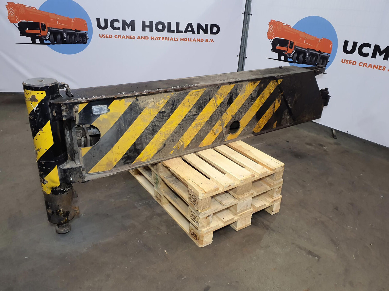 Terex AC 100 outrigger beam complete front - تعليق - رافعة: صورة 2 Terex AC 100 outrigger beam complete front - تعليق - رافعة: صورة 2