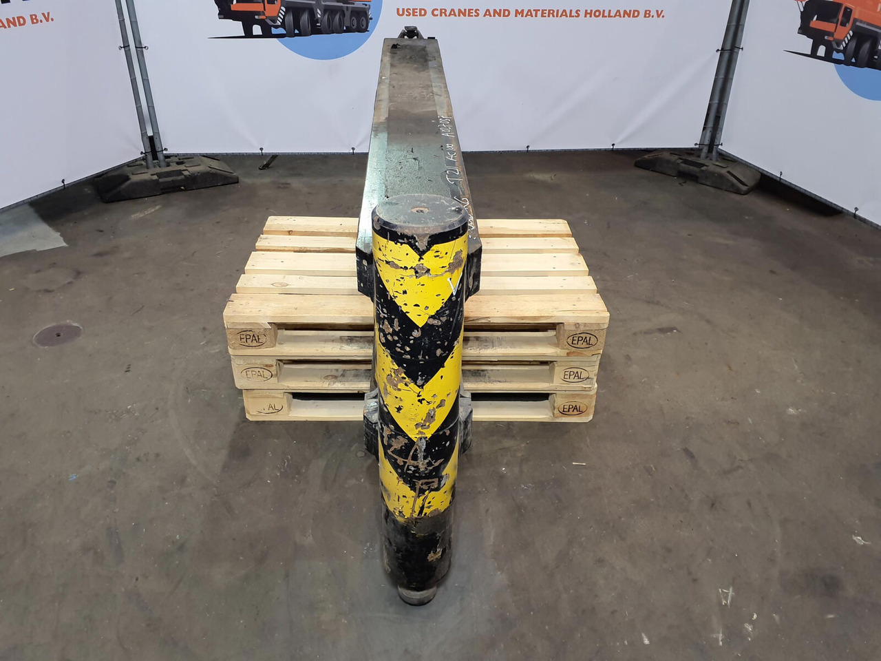 Terex AC 100 outrigger beam complete front - تعليق - رافعة: صورة 5 Terex AC 100 outrigger beam complete front - تعليق - رافعة: صورة 5