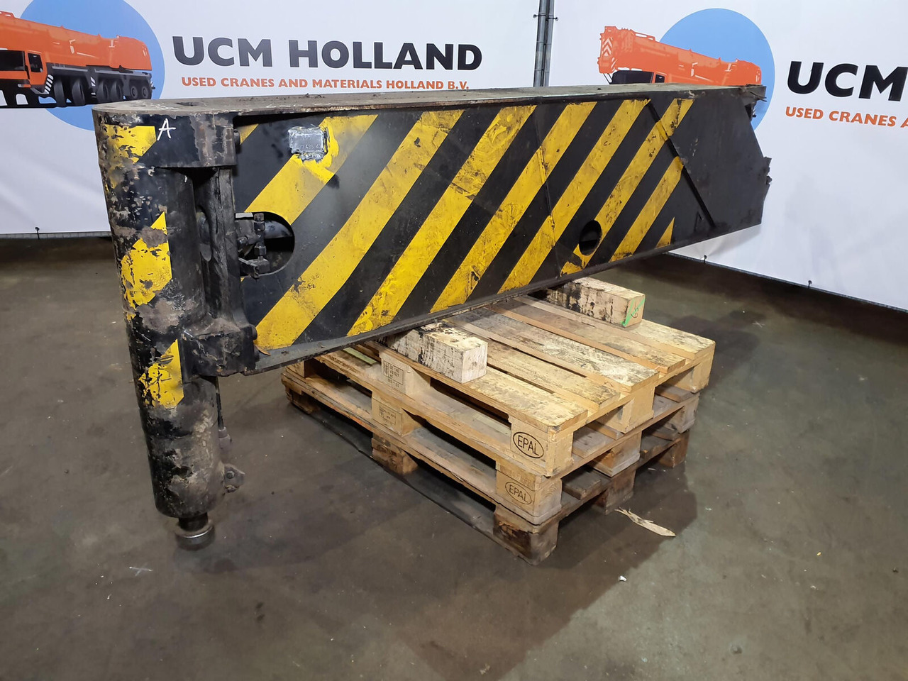 Terex AC 100 outrigger beam complete rear - تعليق - موبايل كرين: صورة 2 Terex AC 100 outrigger beam complete rear - تعليق - موبايل كرين: صورة 2