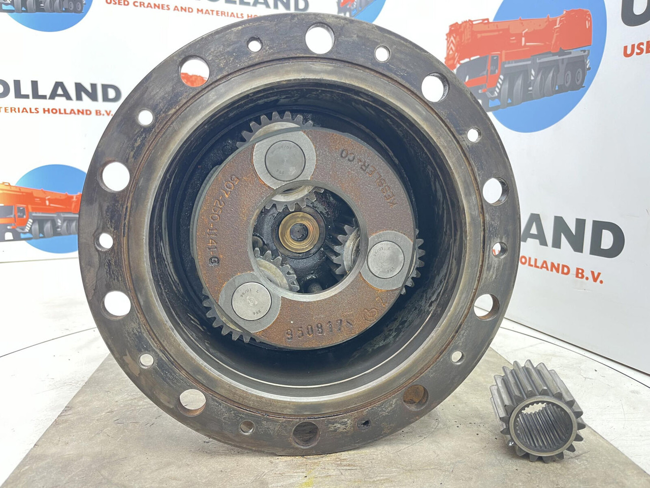 Terex AC 205 Planetary gear 17-24-67-32-3pl-H136-46 - محرك السفر - موبايل كرين: صورة 4 Terex AC 205 Planetary gear 17-24-67-32-3pl-H136-46 - محرك السفر - موبايل كرين: صورة 4