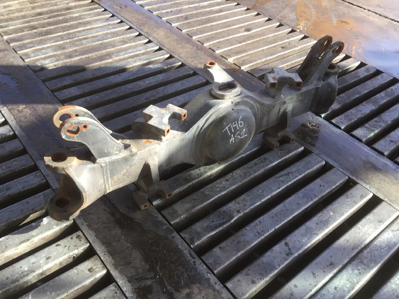 Terex AC 35 axle housing axle 1 - المحور و قطع الغيار - موبايل كرين: صورة 2 Terex AC 35 axle housing axle 1 - المحور و قطع الغيار - موبايل كرين: صورة 2