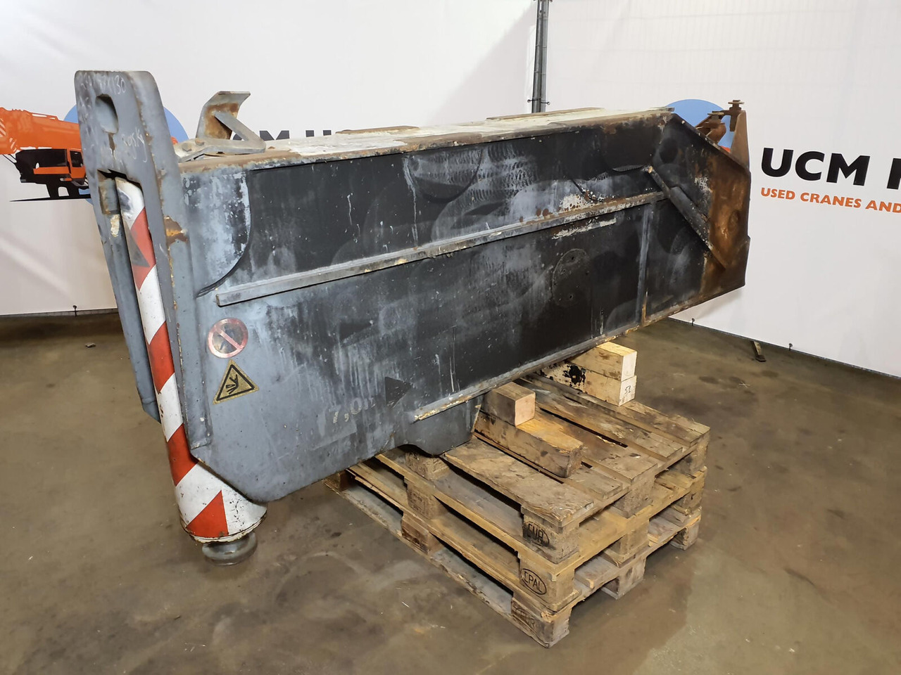 Terex AC 350-1 outrigger beam complete front - تعليق - موبايل كرين: صورة 2 Terex AC 350-1 outrigger beam complete front - تعليق - موبايل كرين: صورة 2