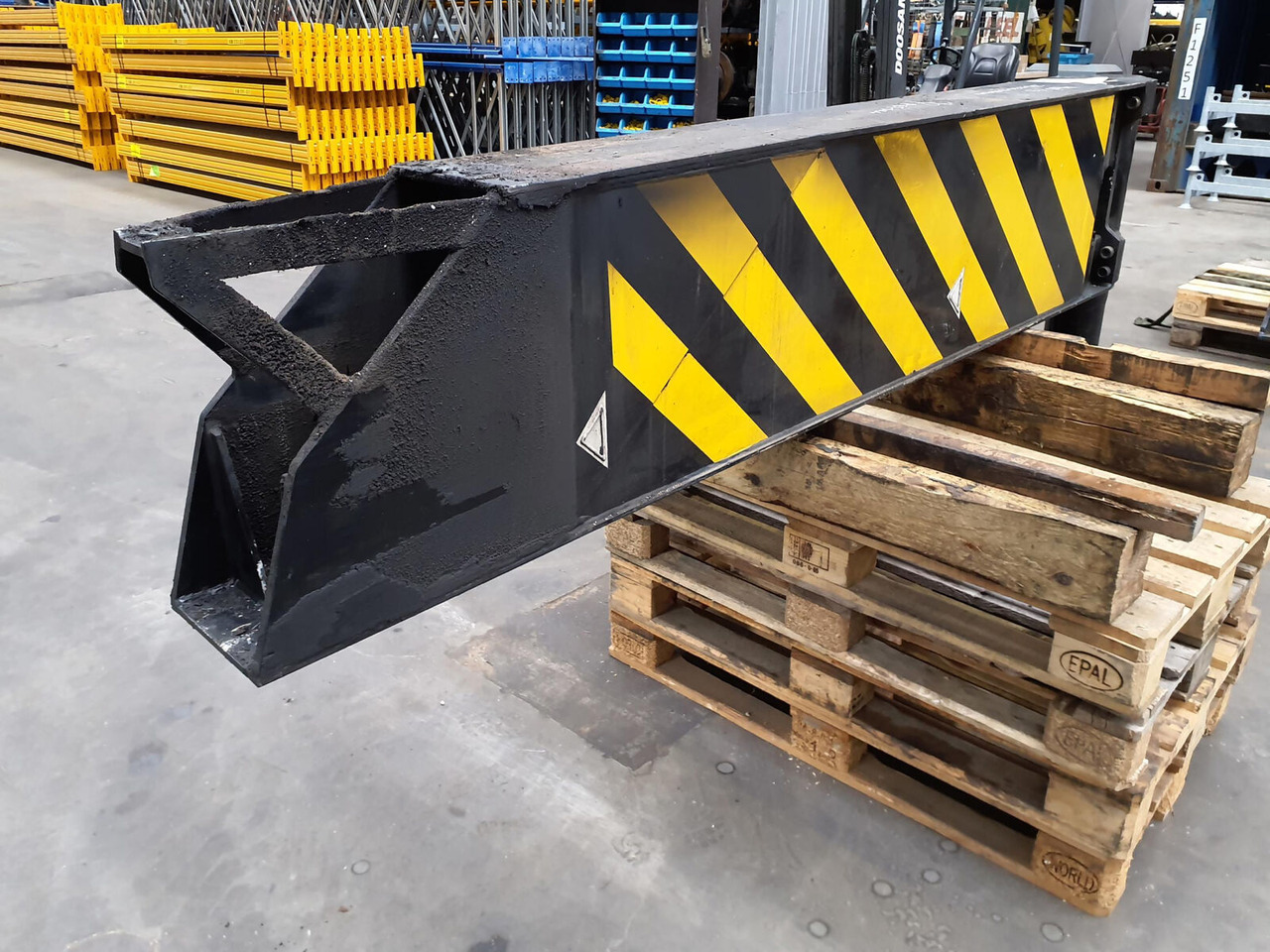 Terex AC 50 outrigger rear with outrigger cylinder - تعليق - موبايل كرين: صورة 3 Terex AC 50 outrigger rear with outrigger cylinder - تعليق - موبايل كرين: صورة 3