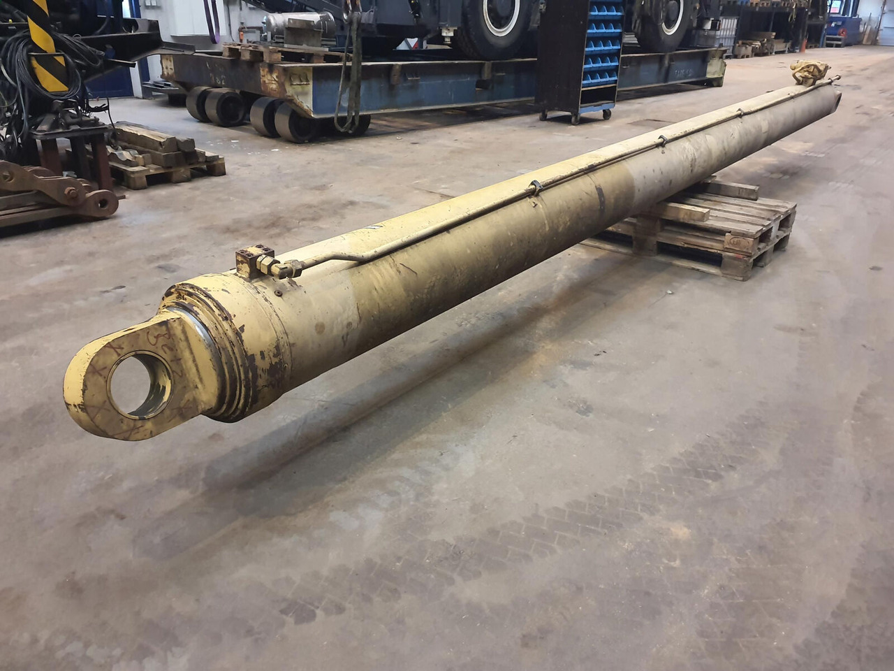 Terex Boom cylinder - اسطوانة هيدروليكية - موبايل كرين: صورة 1 Terex Boom cylinder - اسطوانة هيدروليكية - موبايل كرين: صورة 1