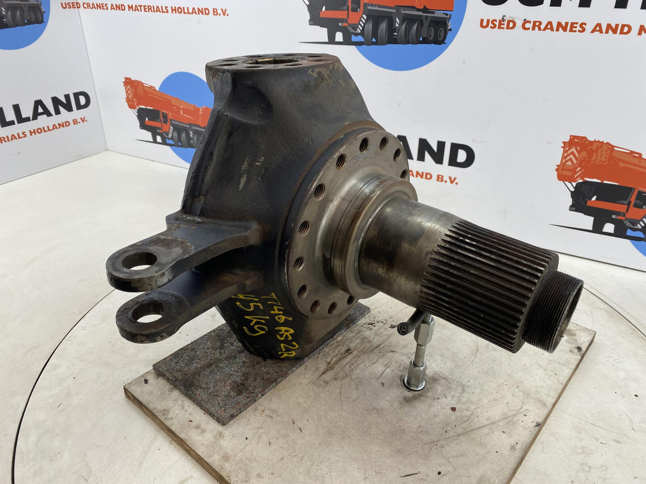 Terex Demag AC 35 Steering knuckle 16 holes axle 2 right - مفصل التوجيه - موبايل كرين: صورة 3 Terex Demag AC 35 Steering knuckle 16 holes axle 2 right - مفصل التوجيه - موبايل كرين: صورة 3