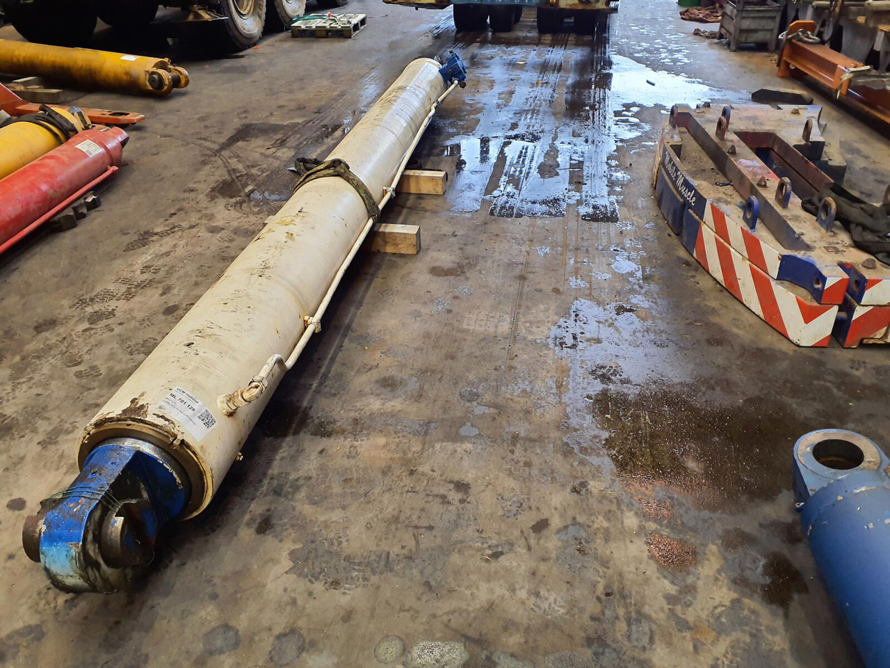 Terex HC 340 boom cylinder - اسطوانة هيدروليكية - موبايل كرين: صورة 2 Terex HC 340 boom cylinder - اسطوانة هيدروليكية - موبايل كرين: صورة 2