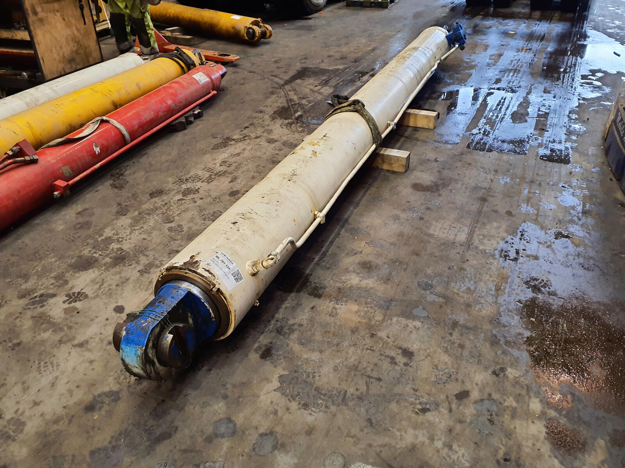 Terex HC 340 boom cylinder - اسطوانة هيدروليكية - موبايل كرين: صورة 1 Terex HC 340 boom cylinder - اسطوانة هيدروليكية - موبايل كرين: صورة 1