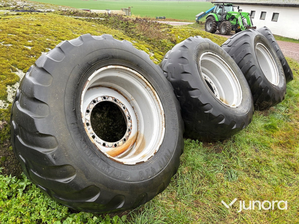 Däck - Trelleborg Twin 428 med fälg - إطارات: صورة 2 Däck - Trelleborg Twin 428 med fälg - إطارات: صورة 2