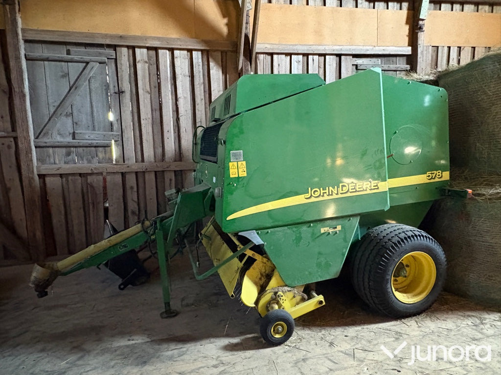 Fixkammarpress John Deere 578 - مكنة: صورة 2 Fixkammarpress John Deere 578 - مكنة: صورة 2