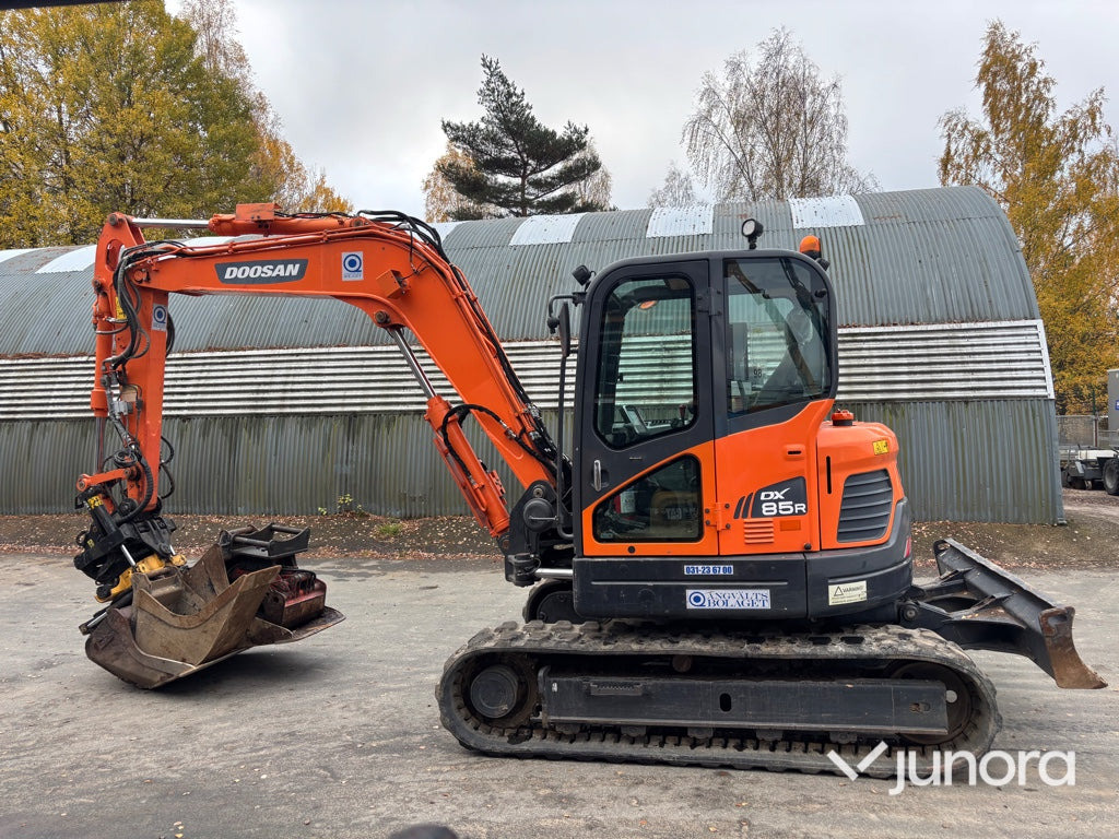 Grävmaskin - Doosan DX85R-3 - حفار زحاف: صورة 2 Grävmaskin - Doosan DX85R-3 - حفار زحاف: صورة 2