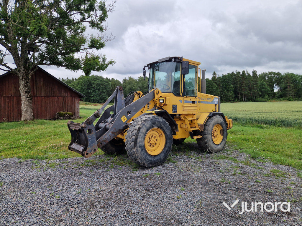 Hjullastare Volvo BM L50B - اللودر بعجل: صورة 1 Hjullastare Volvo BM L50B - اللودر بعجل: صورة 1