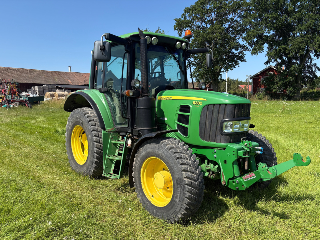 John Deere 6330 - جرار: صورة 2 John Deere 6330 - جرار: صورة 2