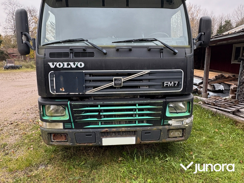 Kranbil - Volvo FM7 4*2 - شاحنات مسطحة, شاحنة كرين: صورة 3 Kranbil - Volvo FM7 4*2 - شاحنات مسطحة, شاحنة كرين: صورة 3