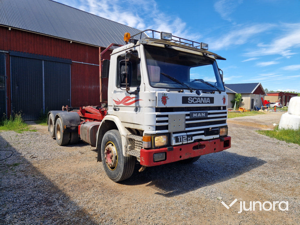 Lastväxlare Scania 112 H - شاحنة ذات خطاف: صورة 2 Lastväxlare Scania 112 H - شاحنة ذات خطاف: صورة 2