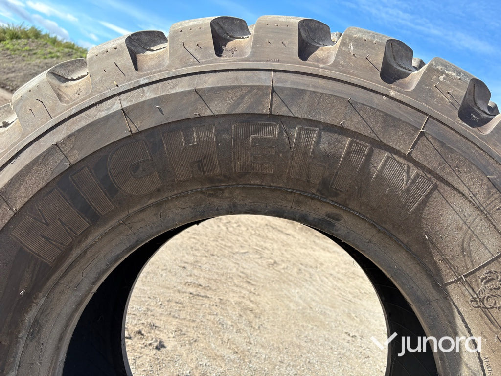 Michelin 17.5 R 25 - إطارات: صورة 4 Michelin 17.5 R 25 - إطارات: صورة 4