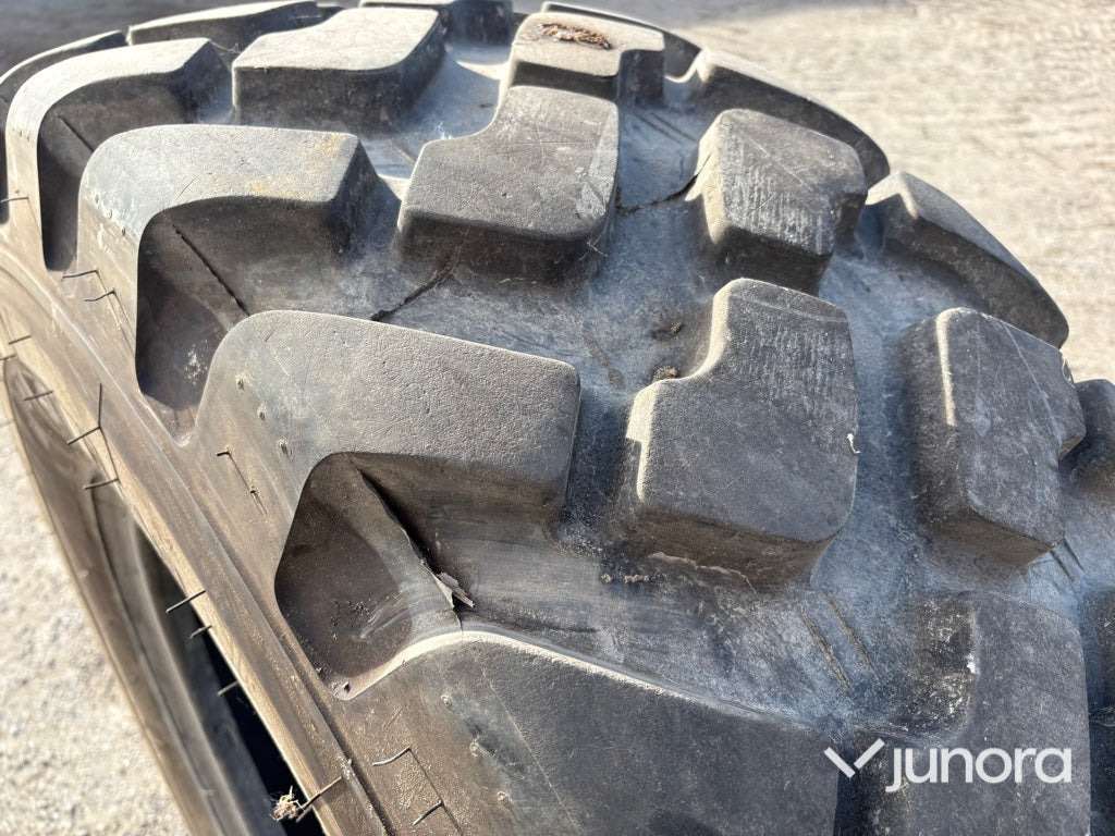 Michelin 17.5 R 25 - إطارات: صورة 3 Michelin 17.5 R 25 - إطارات: صورة 3