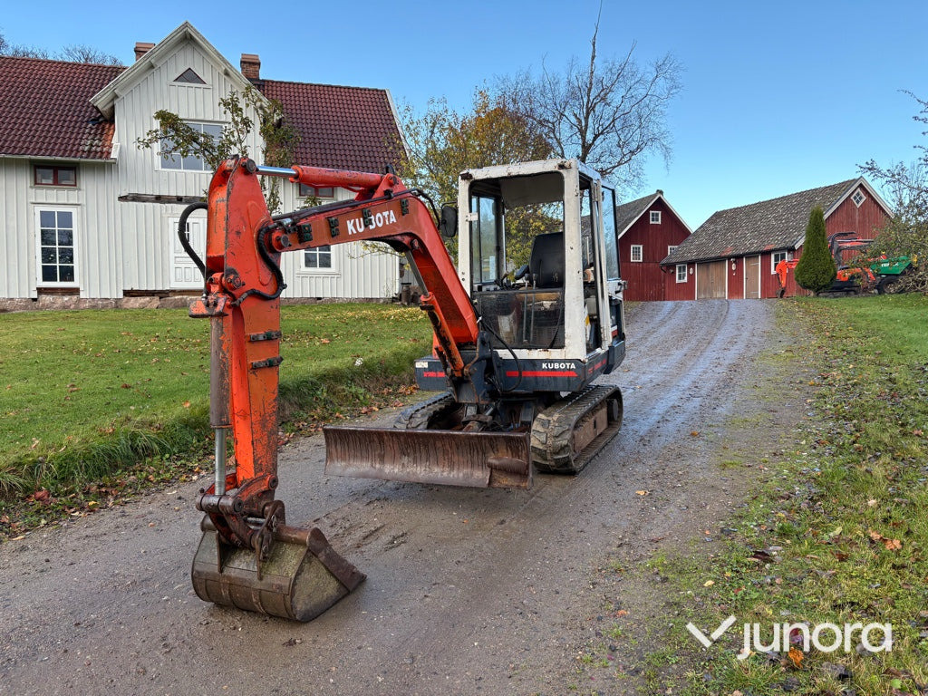 Minigrävare - Kubota, KX71 - حفارة مُصَّغرة: صورة 1 Minigrävare - Kubota, KX71 - حفارة مُصَّغرة: صورة 1