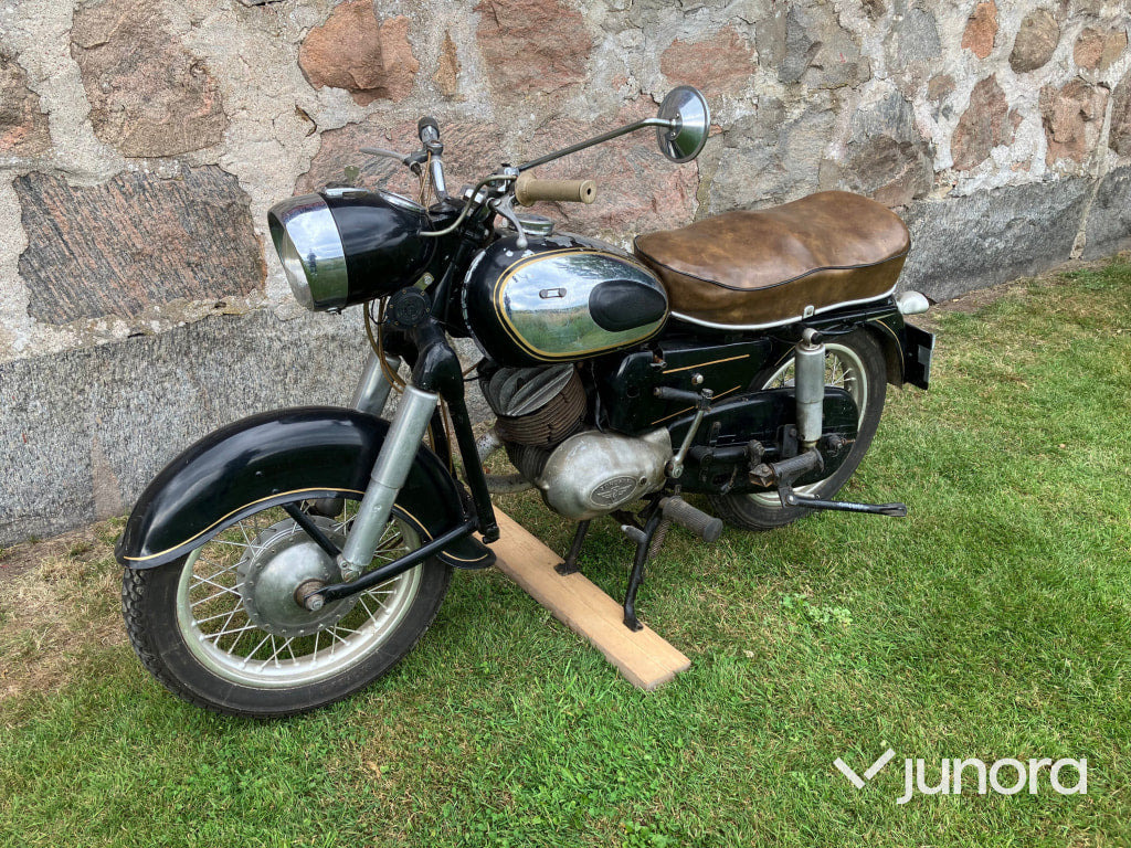 Moped och Motorcyklar - دراجة نارية: صورة 4 Moped och Motorcyklar - دراجة نارية: صورة 4