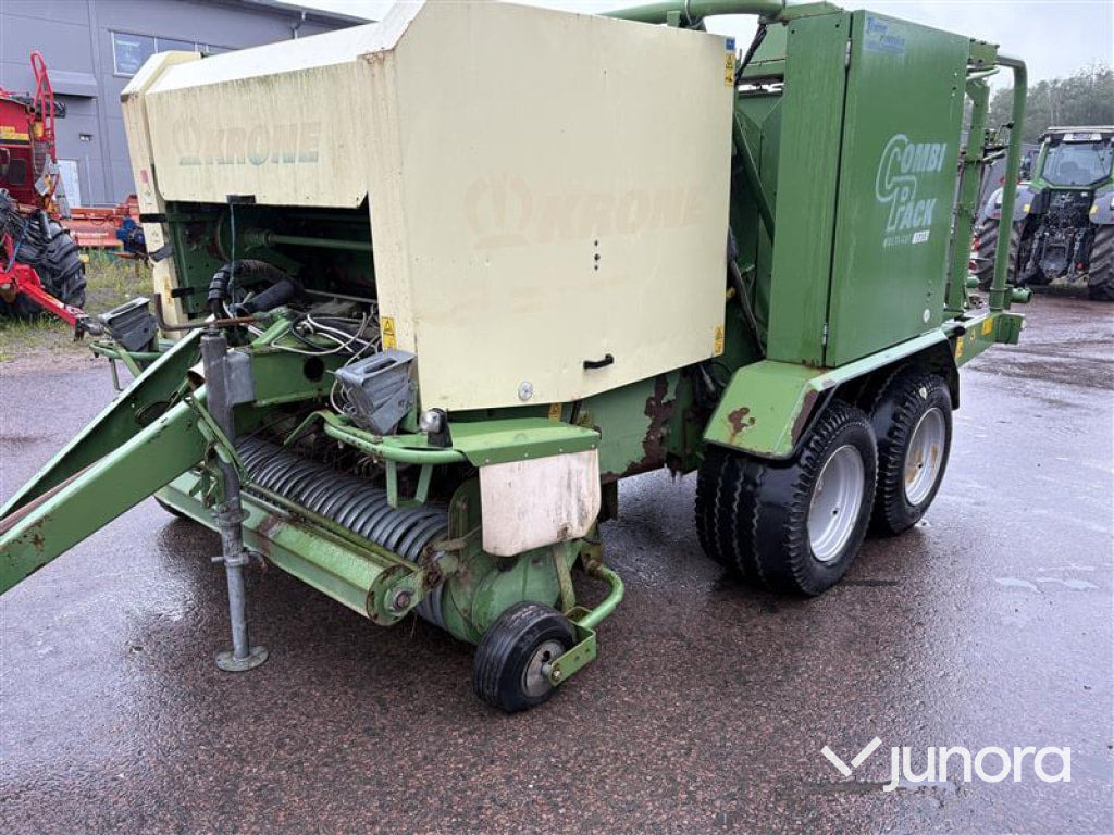 Rundbalspress Krone COMBI PACK 1250 - عربة ذاتية التحميل: صورة 3 Rundbalspress Krone COMBI PACK 1250 - عربة ذاتية التحميل: صورة 3