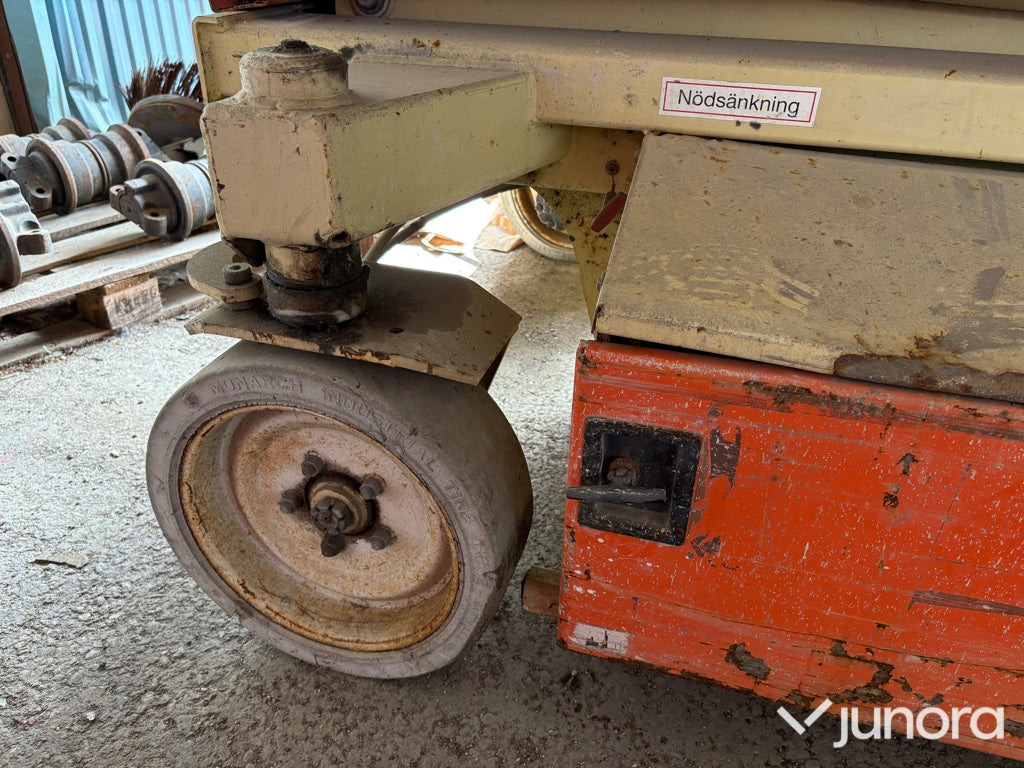 رافعة هيدروليكية مقصية Saxlift - JLG Industries, 2658E: صورة 9 رافعة هيدروليكية مقصية Saxlift - JLG Industries, 2658E: صورة 9