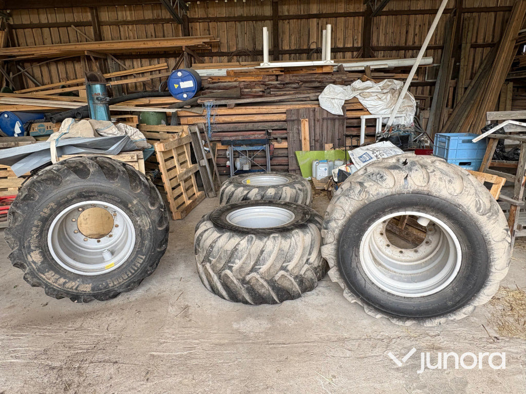 Skogsdäck Trelleborg Twin 428 - إطارات - معدات الغابات: صورة 1 Skogsdäck Trelleborg Twin 428 - إطارات - معدات الغابات: صورة 1