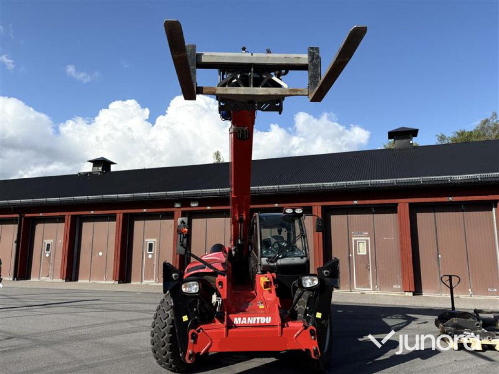 Teleskoplastare MANITOU MT 1840 HA ST4 - flera tillbehör & redskap - رافعة تلسكوبية: صورة 2 Teleskoplastare MANITOU MT 1840 HA ST4 - flera tillbehör & redskap - رافعة تلسكوبية: صورة 2