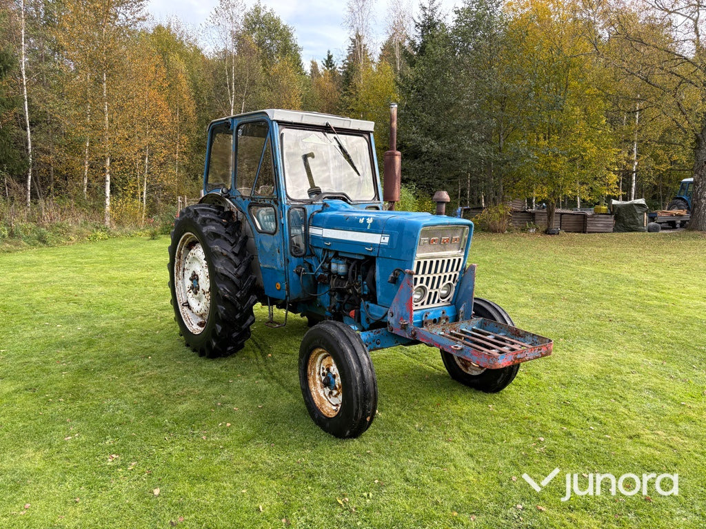 Traktor - Ford 4000 - جرار: صورة 2 Traktor - Ford 4000 - جرار: صورة 2
