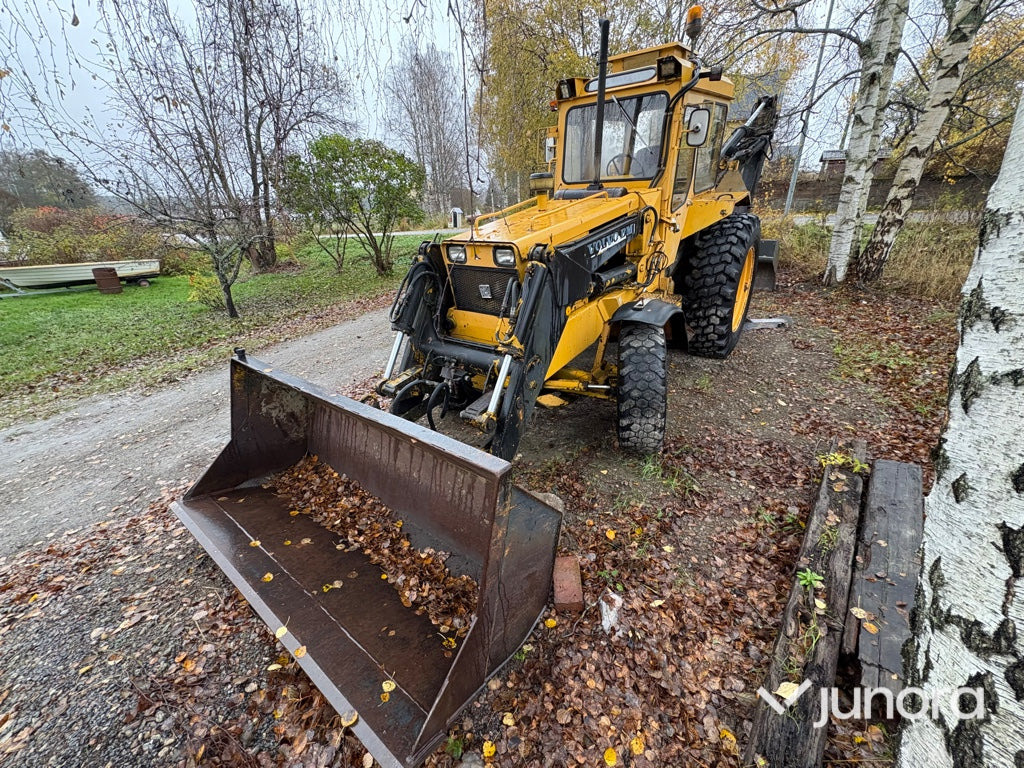 Traktorgrävare - Volvo BM, 616 B - جرافة حفار: صورة 4 Traktorgrävare - Volvo BM, 616 B - جرافة حفار: صورة 4