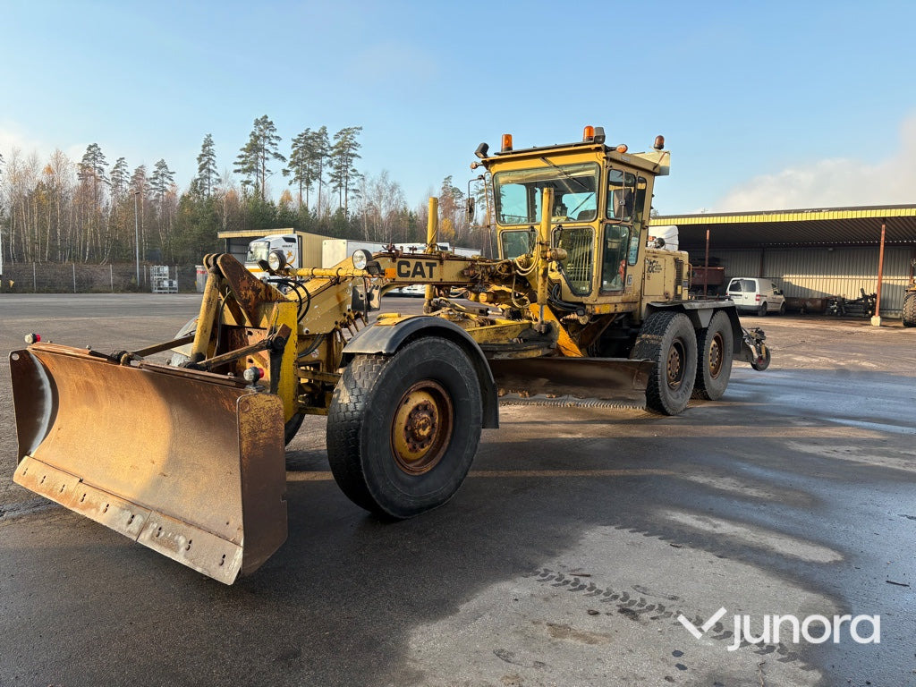 Vägskrapa - Caterpillar, 120G - كاشطة: صورة 1 Vägskrapa - Caterpillar, 120G - كاشطة: صورة 1