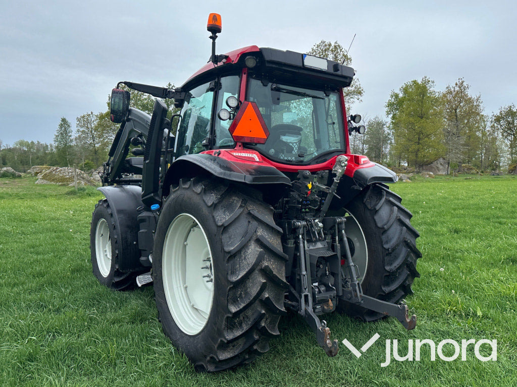 Valtra G 125 E Versu med lastare - جرار: صورة 3 Valtra G 125 E Versu med lastare - جرار: صورة 3