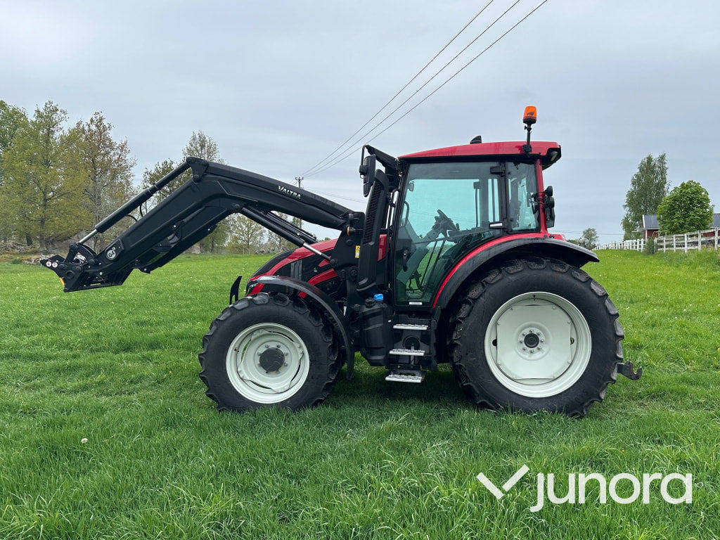 Valtra G 125 E Versu med lastare - جرار: صورة 2 Valtra G 125 E Versu med lastare - جرار: صورة 2