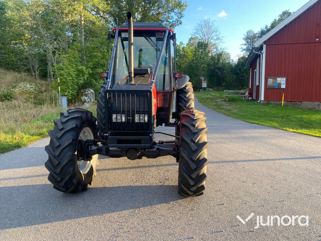 Valtra valmet A95 2003 fullt skogsutrustad - جرار: صورة 2 Valtra valmet A95 2003 fullt skogsutrustad - جرار: صورة 2